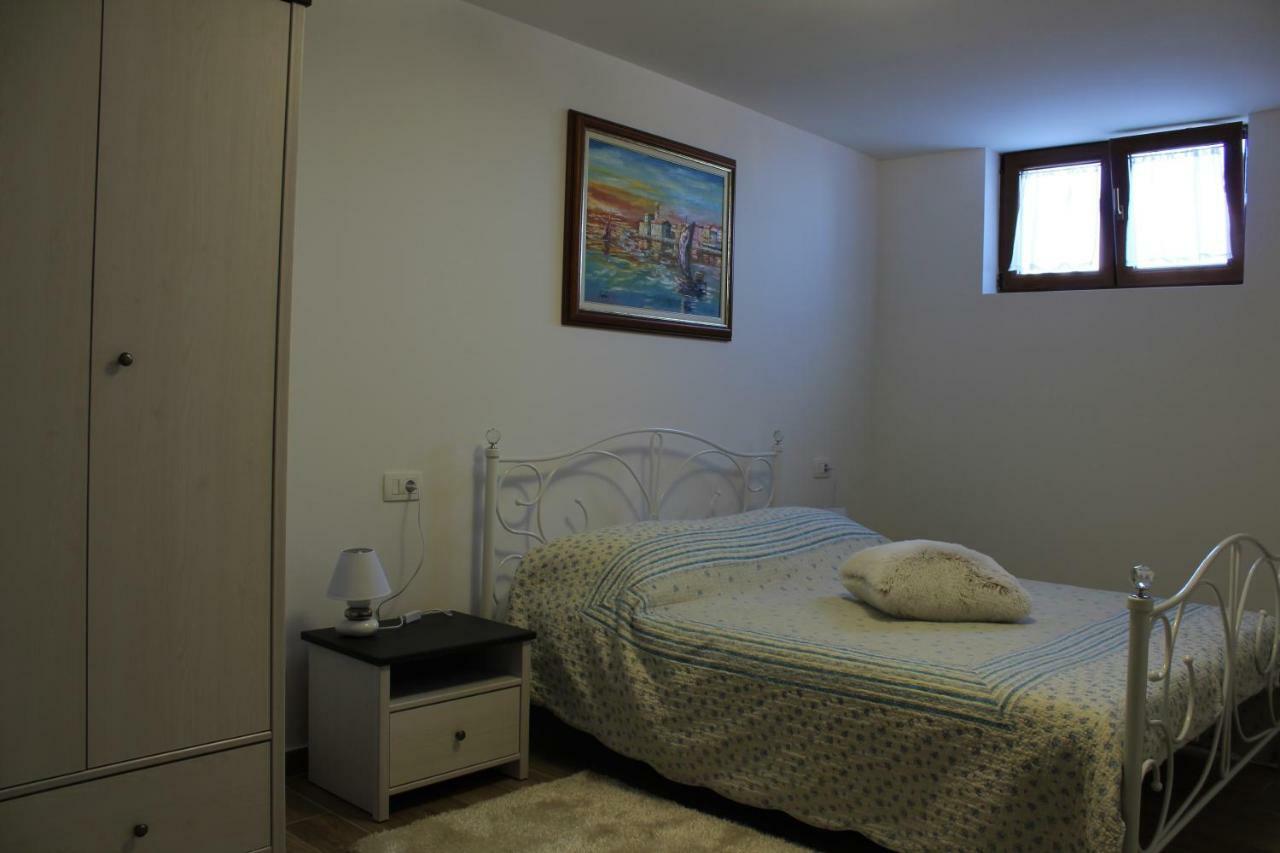 Apartman Robi Nova Vas  Zewnętrze zdjęcie