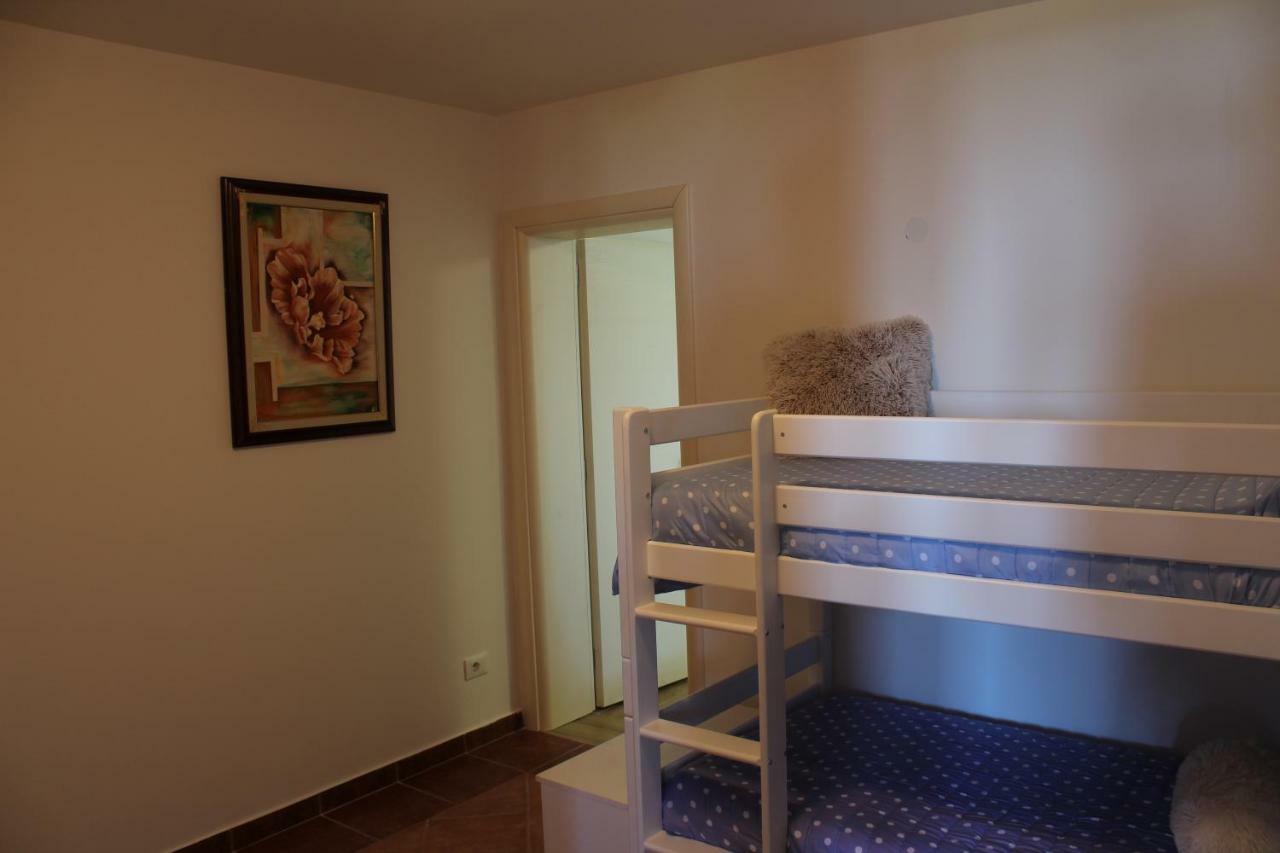 Apartman Robi Nova Vas  Zewnętrze zdjęcie